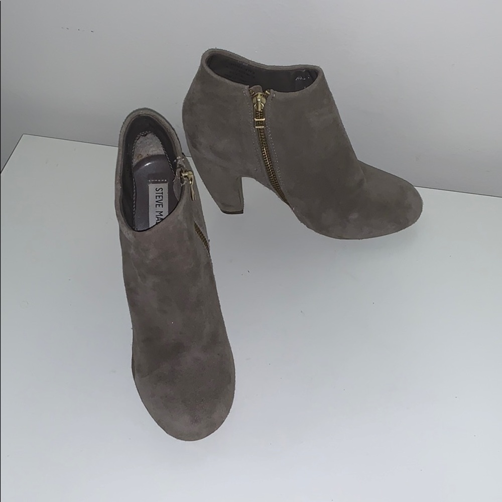 Steve Madden Suede Bootie- Size 8.5